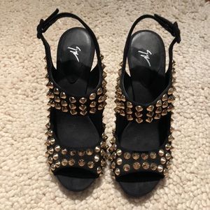 Giuseppe Zanotti Black Suede Studded Pumps